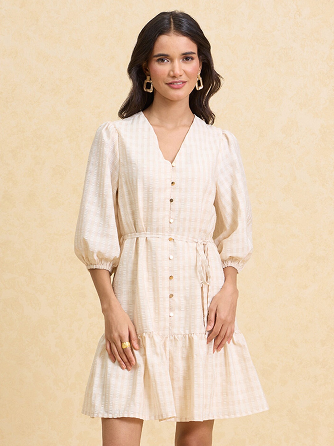 

20Dresses Off White Self Design V-Neck Cuffed Sleeves Tie-Ups A-Line Dress