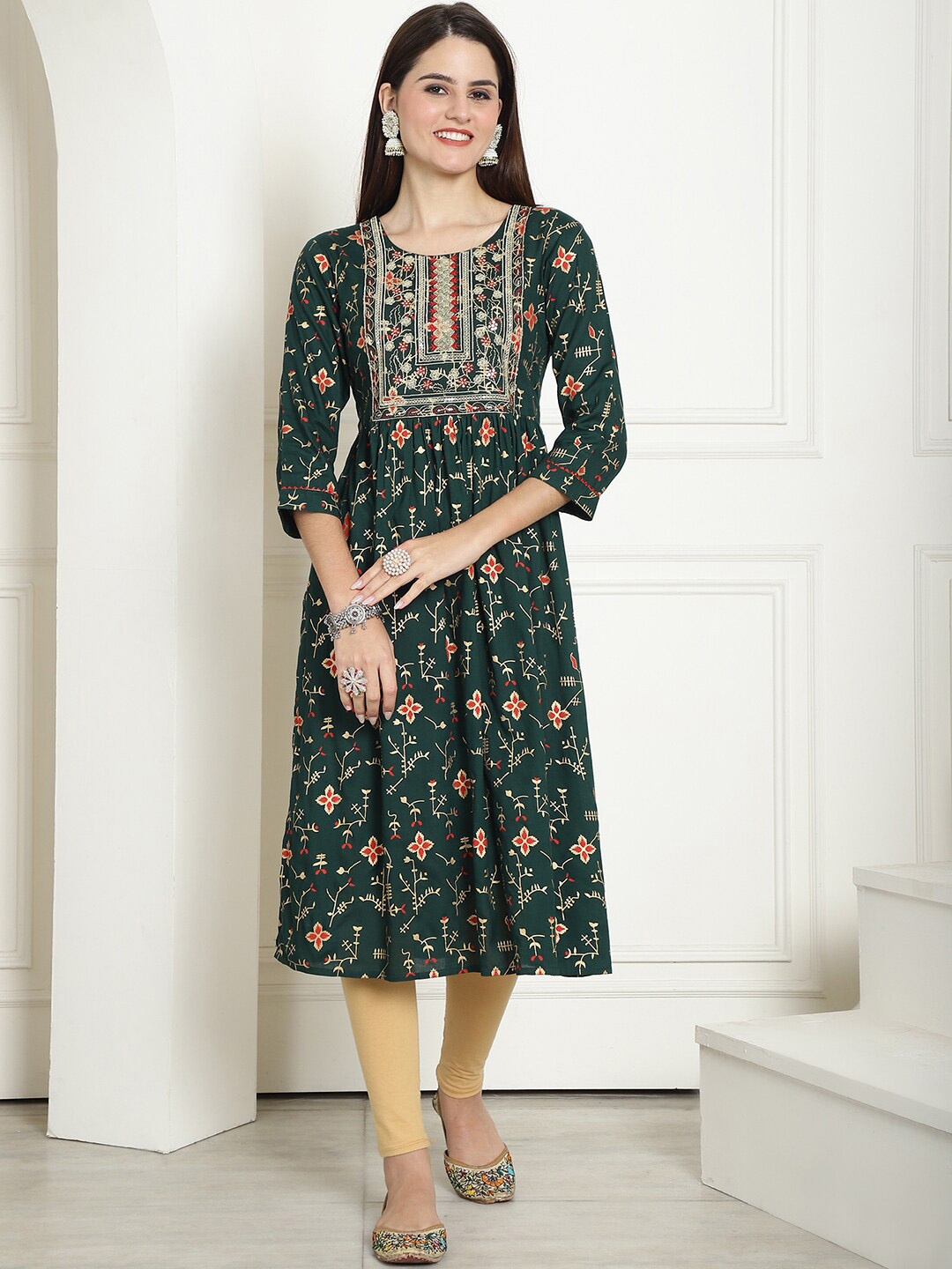 

Kamayra Ethnic Motifs Printed Sequinned A-Line Kurta, Fluorescent green