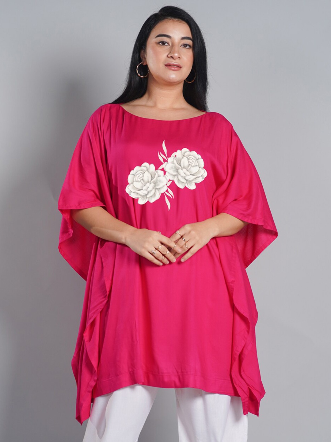 

LetsDressUp Floral Printed Boat Neck Flared Sleeves Kaftan Kurti, Magenta