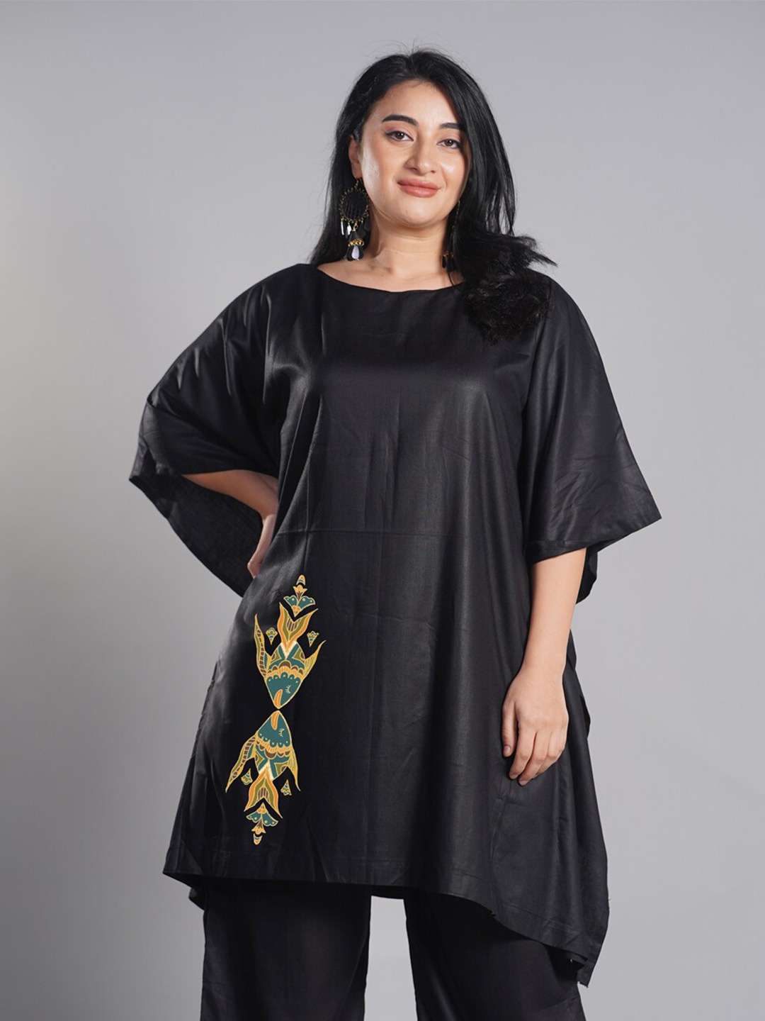 

LetsDressUp Ethnic Motifs Printed Boat Neck Flared Sleeves Kaftan Kurti, Black