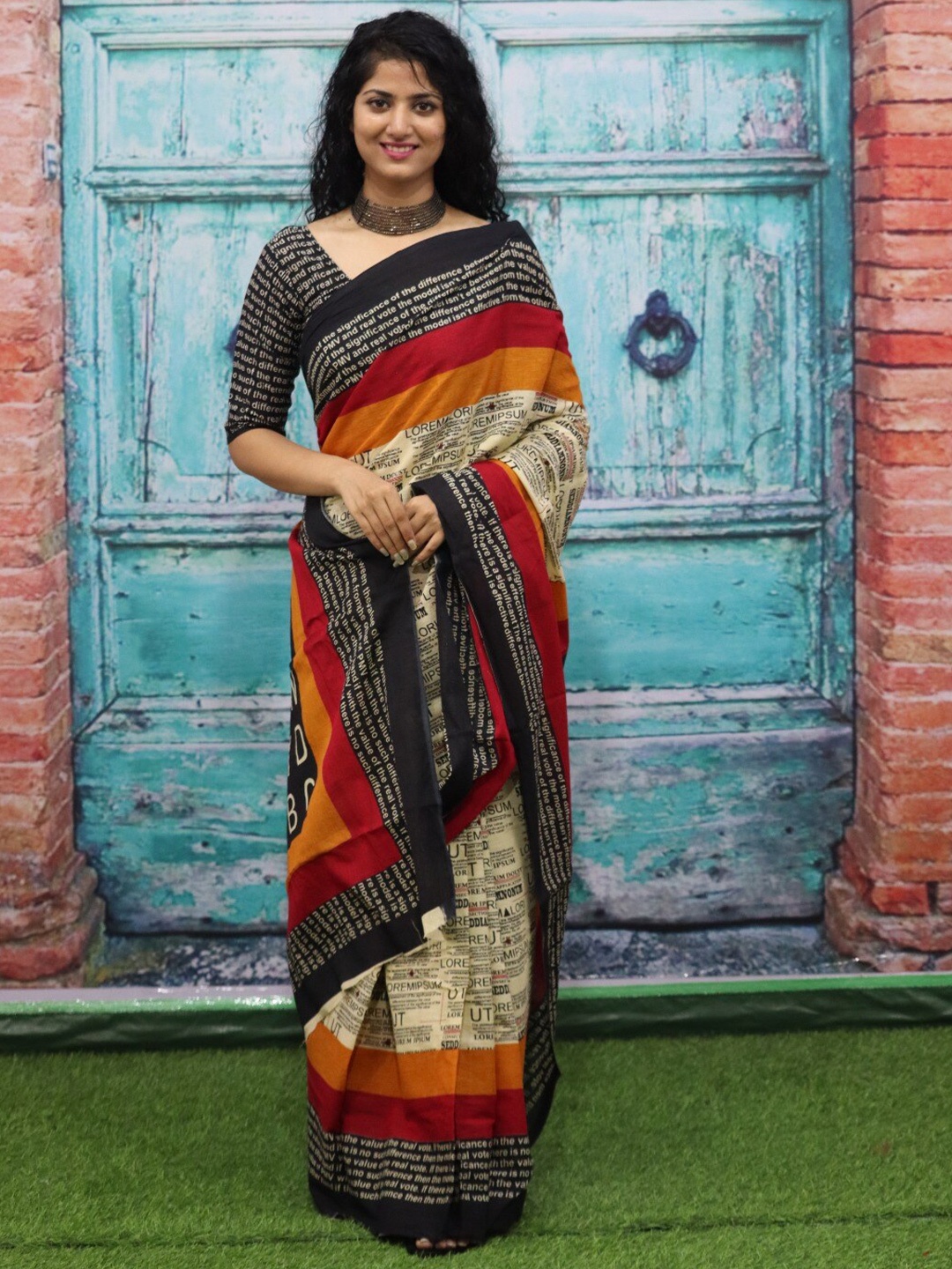 

TROPWEAR Batik Pure Cotton Block Printed Saree, Cream