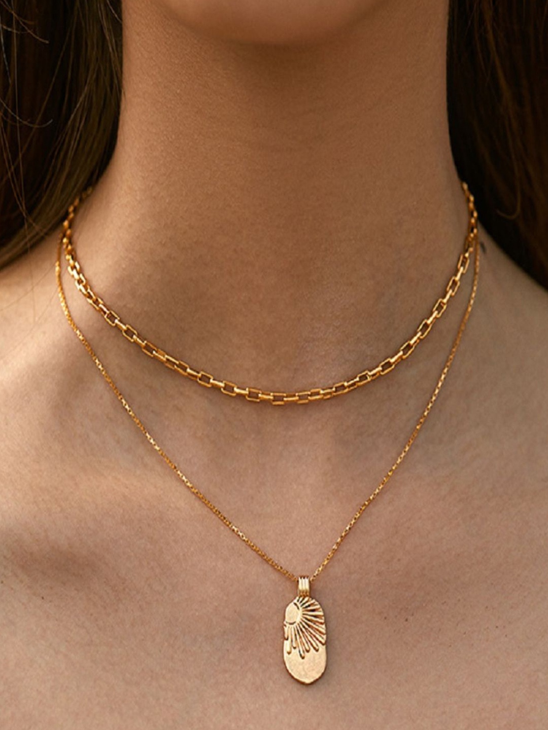 

AQUASTREET 18K Gold Plated Waterproof Antitarnish Layered Chain with Sun Pendant