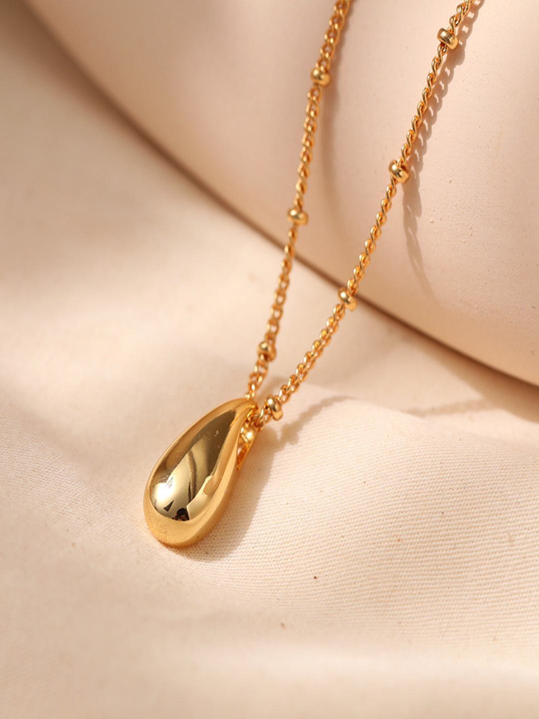 

AQUASTREET 18K Gold Plated Waterproof Antitarnish Seed Drop-Shaped Pendant Necklace