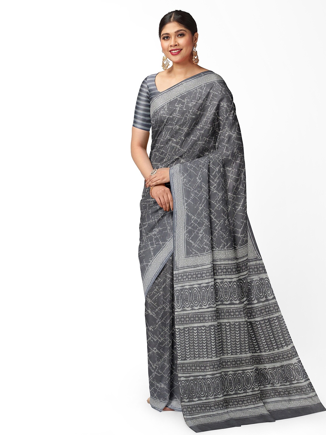 

Weaves of Tradition Pure Cotton Bagru Saree, Grey