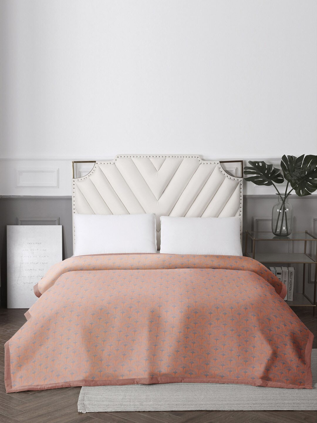 

URBAN DREAM Peach Colored Floral Cotton Double Queen Bed Covers