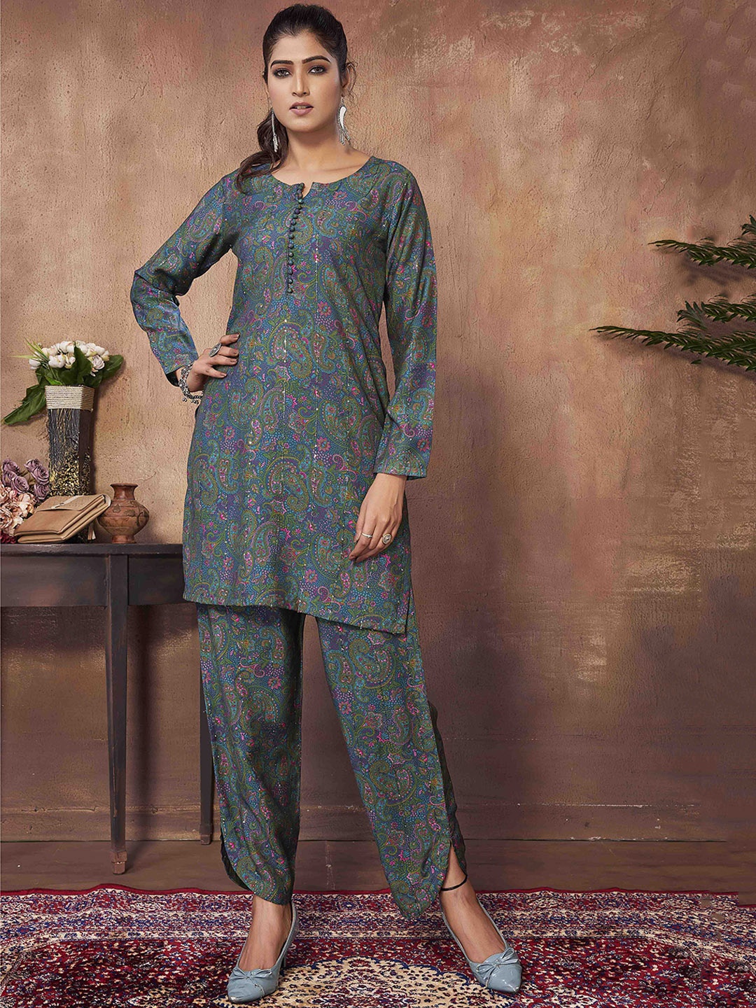 

Chandbaali Ethnic Motifs Printed Regular Kurta With Salwar, Blue