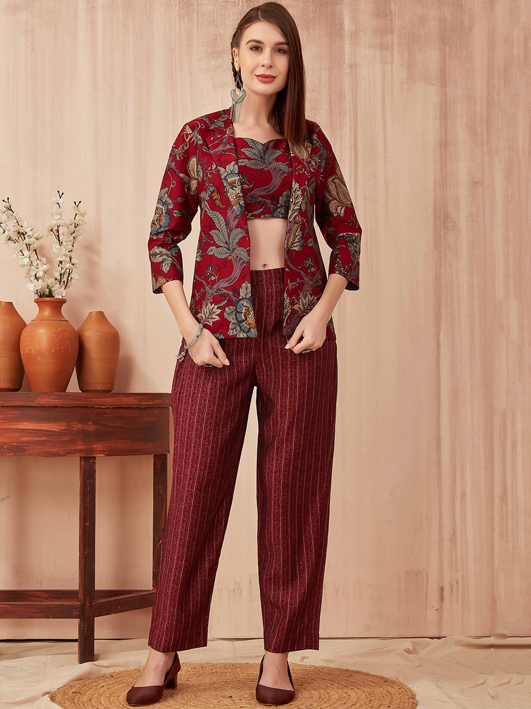 

Chandbaali Floral Printed Top Trousers & Jacket, Maroon