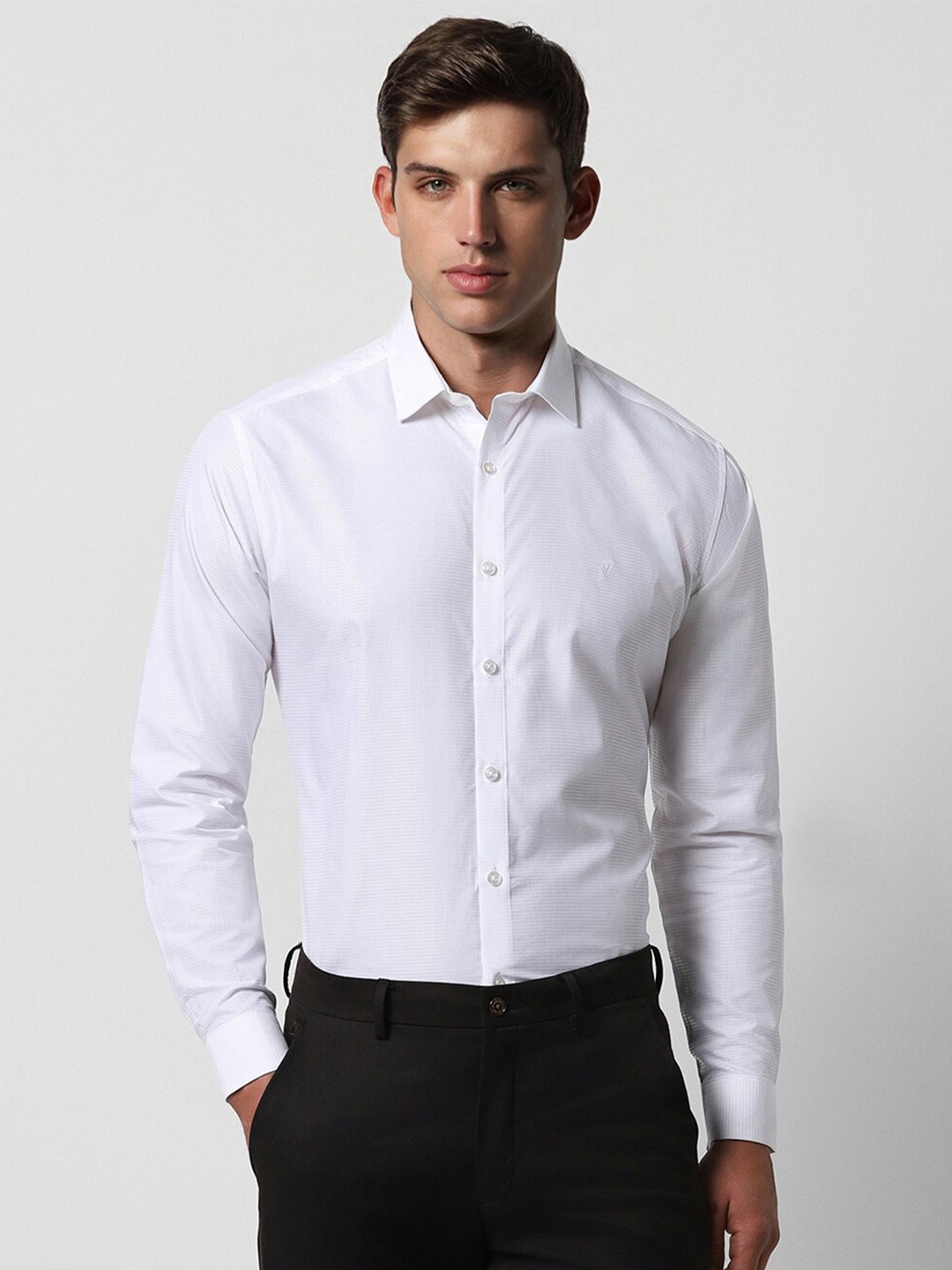 

V Dot Slim Fit Party Shirt, White