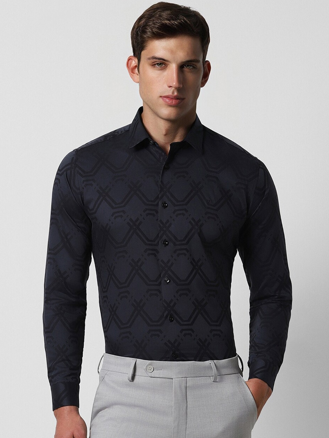 

V Dot Slim Fit Printed Spread Collar Pure Cotton Casual Shirt, Navy blue