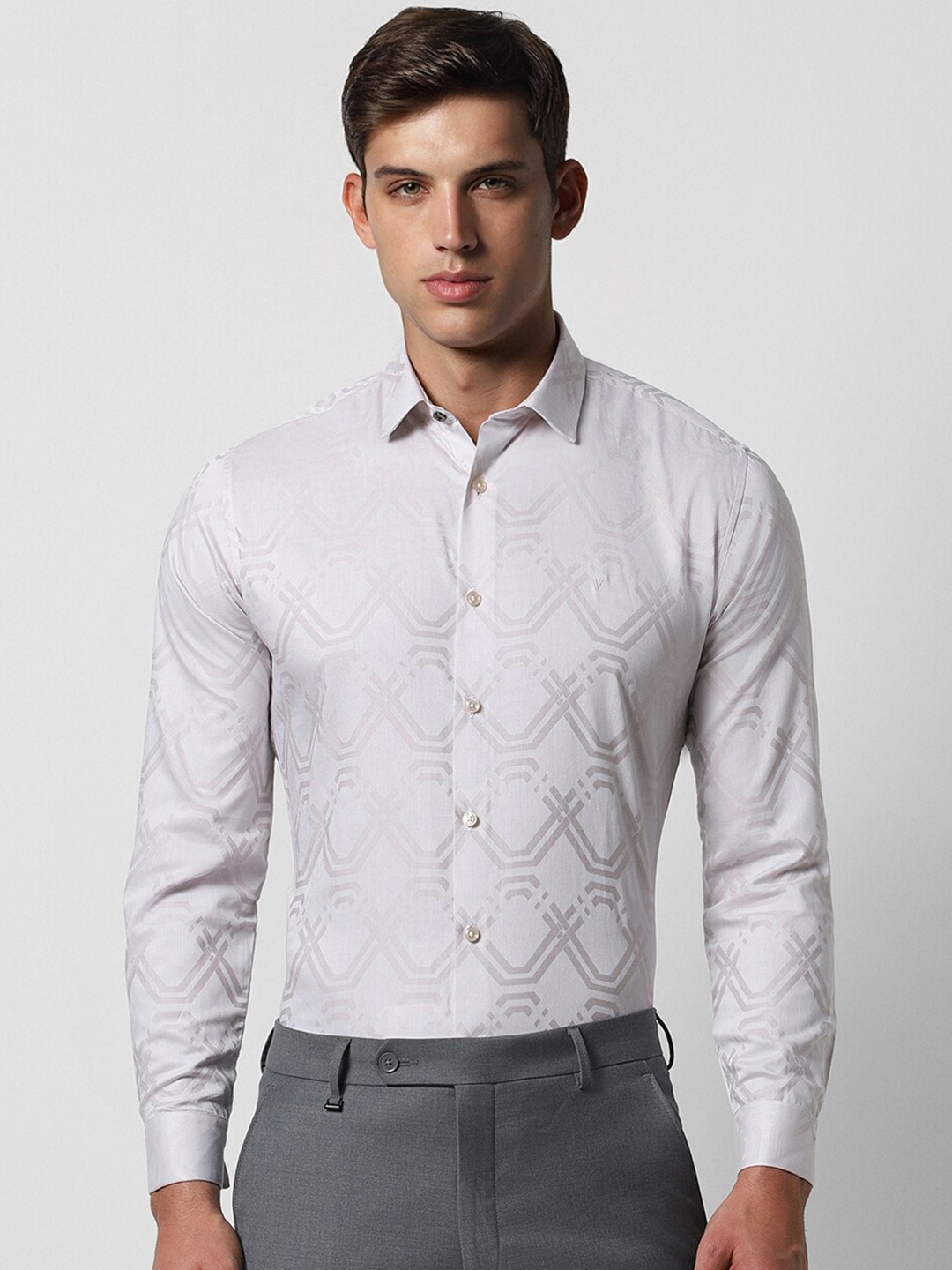 

V Dot Slim Fit Printed Spread Collar Pure Cotton Casual Shirt, White