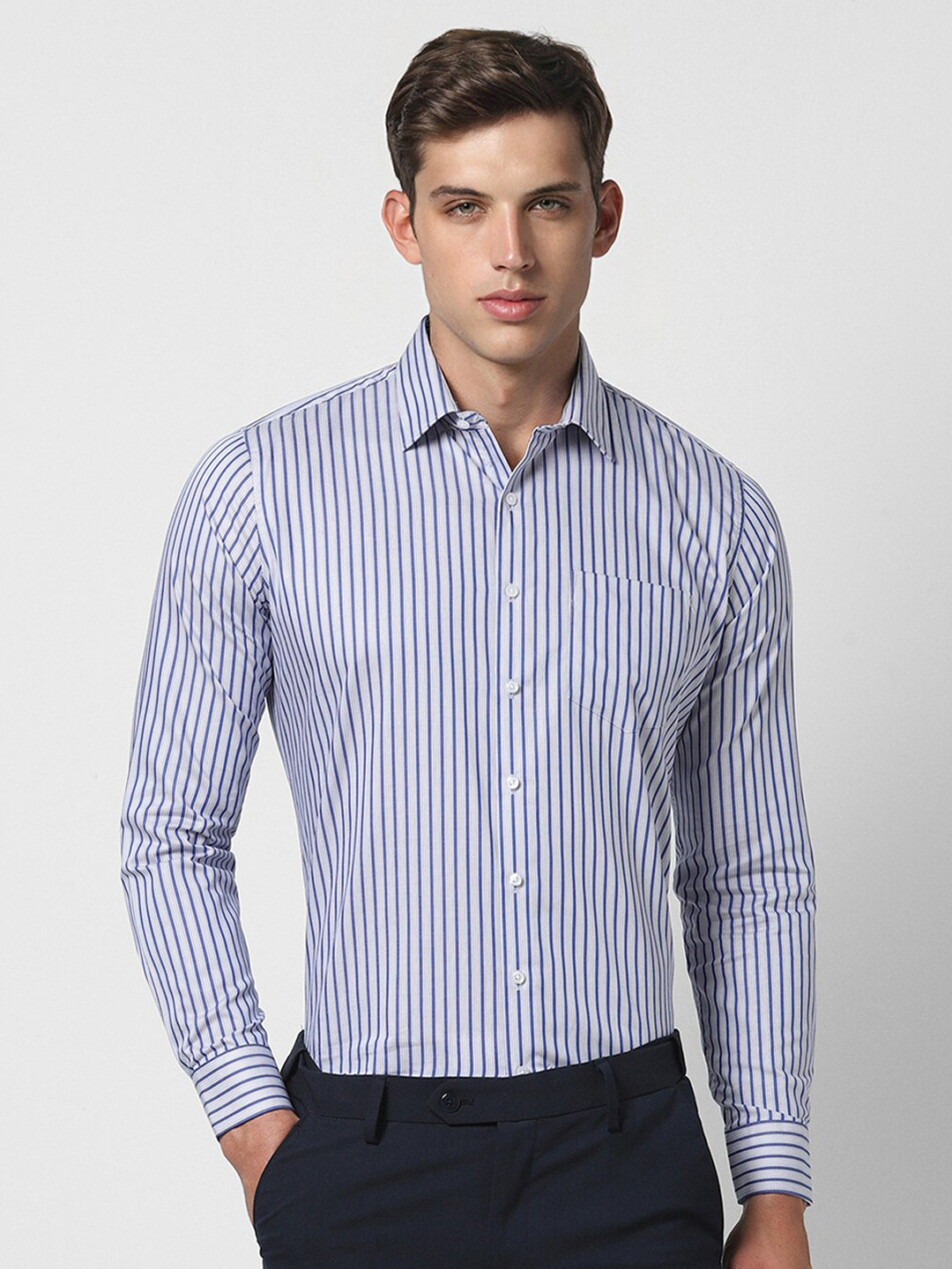 

Van Heusen Slim Fit Vertical Striped Formal Shirt, Blue