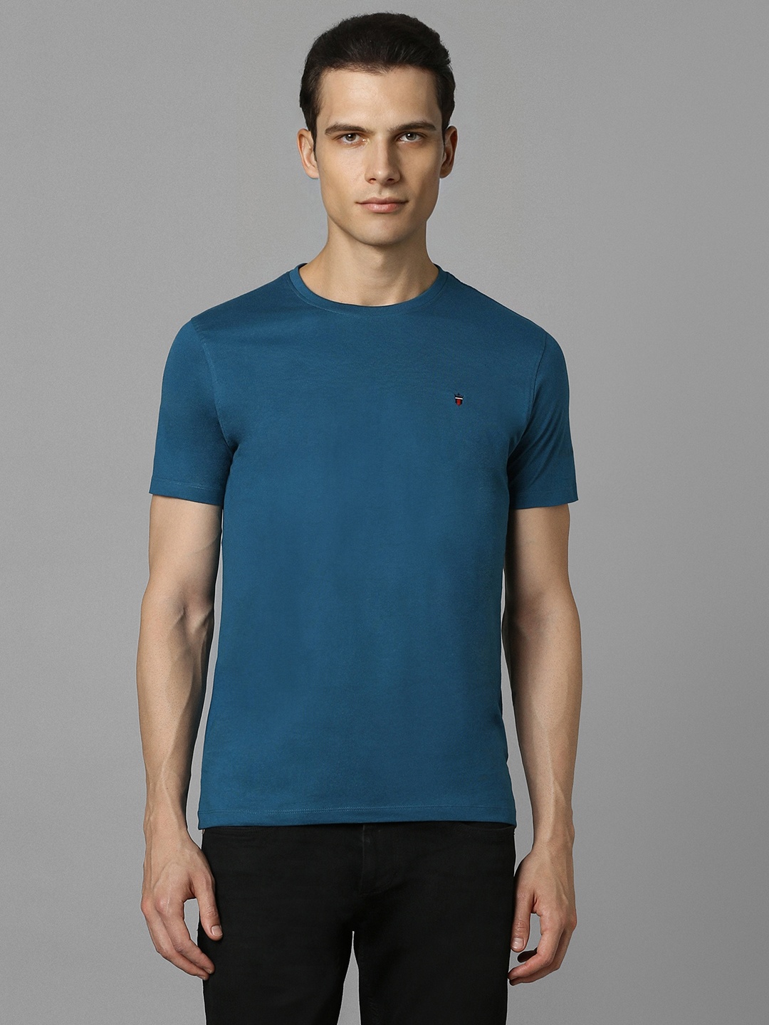 

Louis Philippe Jeans Men Slim Fit T-shirt, Blue