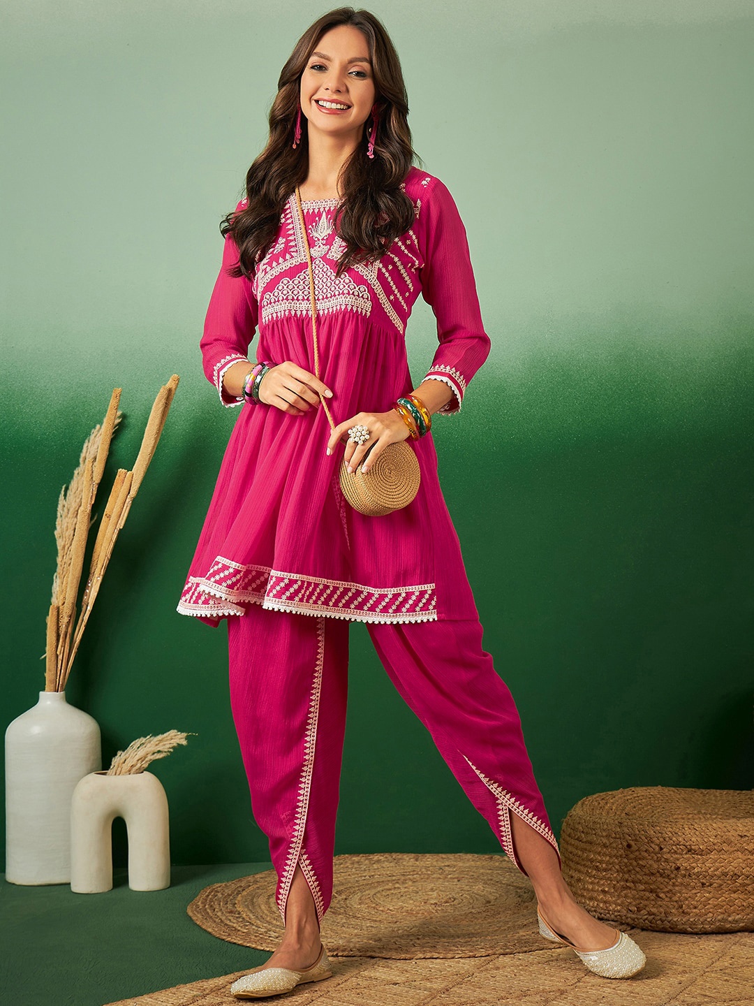 

Sangria Embroidered A-Line Kurta With Dhoti Pant, Magenta