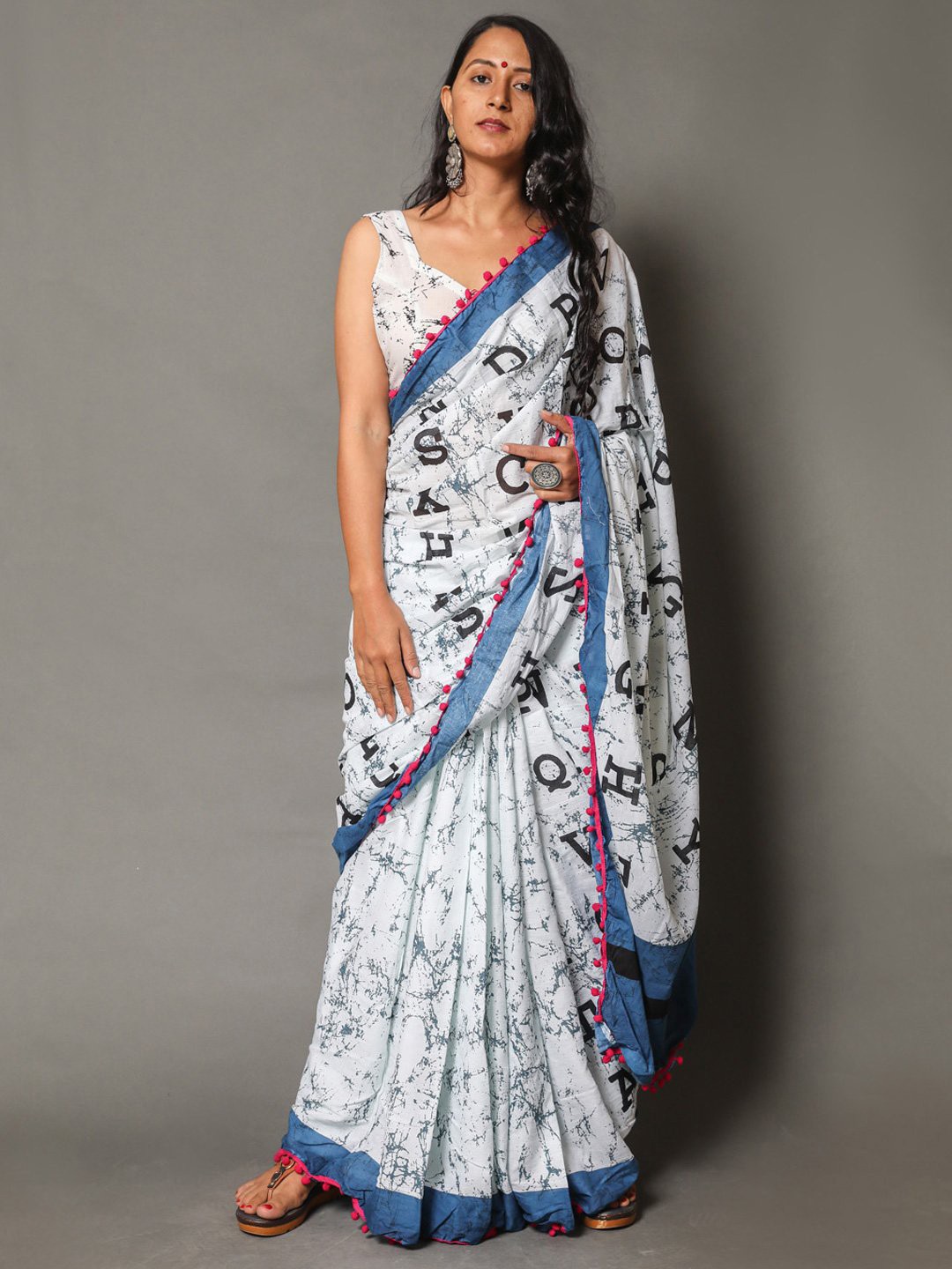 

KALINI Abstract Print Pure Cotton Saree, White