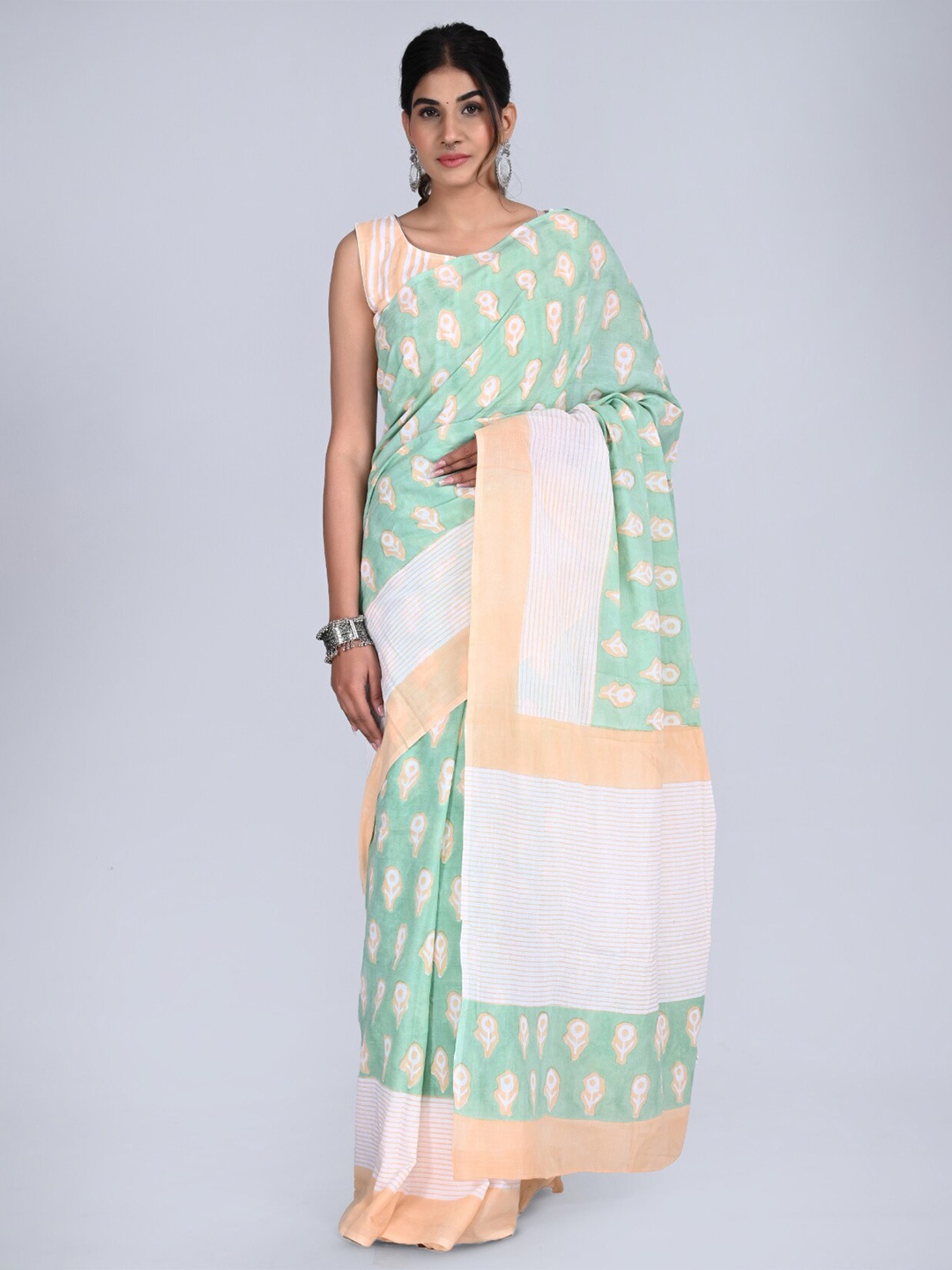 

KALINI Floral Printed Handblock Pure Cotton Saree, Sea green