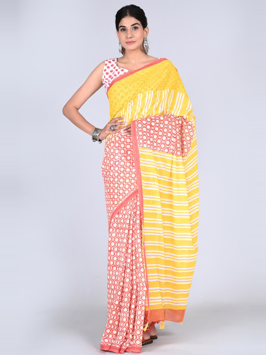 

KALINI Geometric Printed Pure Cotton Saree, Yellow