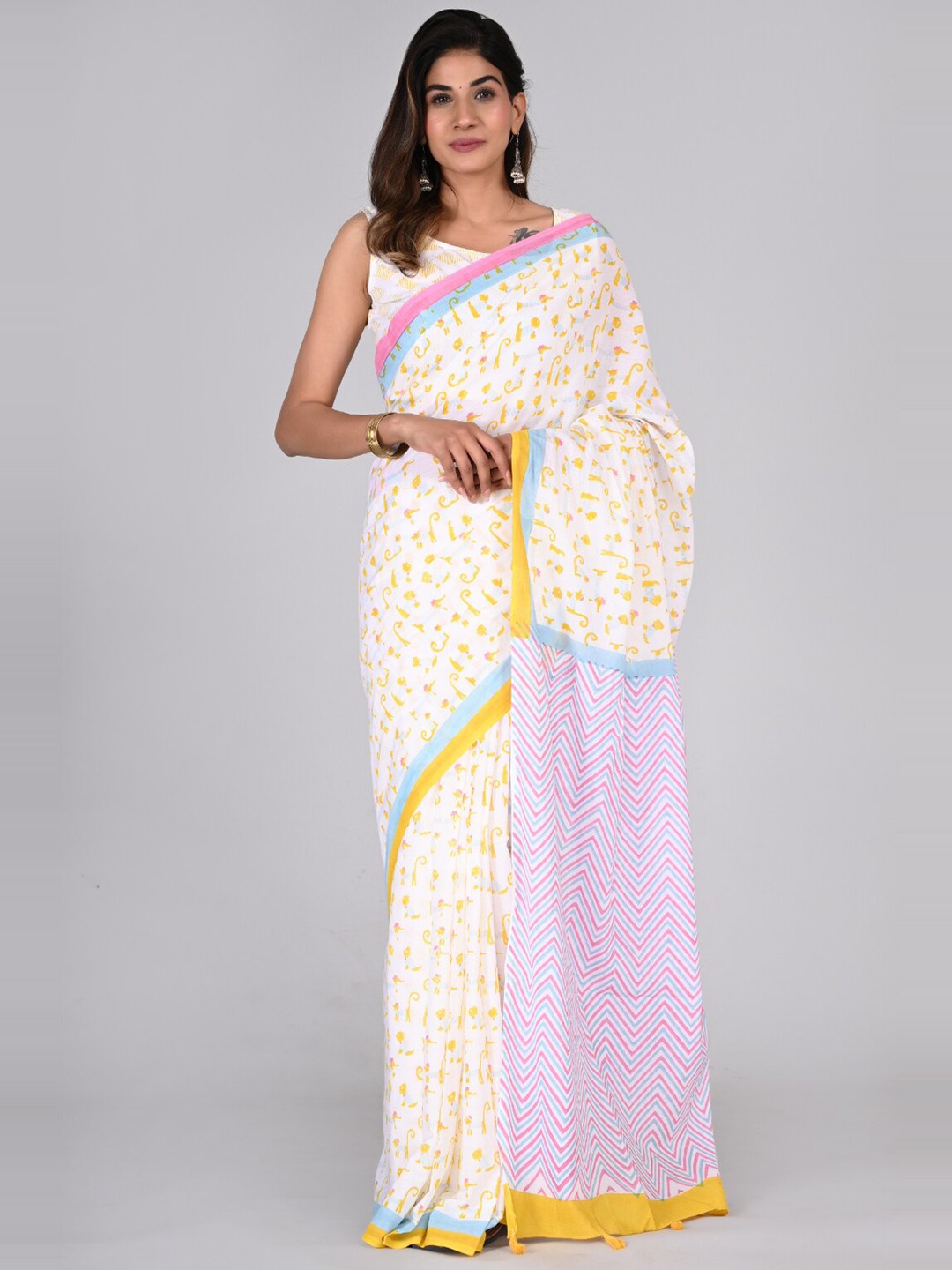 

KALINI Abstract Printed Pure Cotton Saree, Mustard