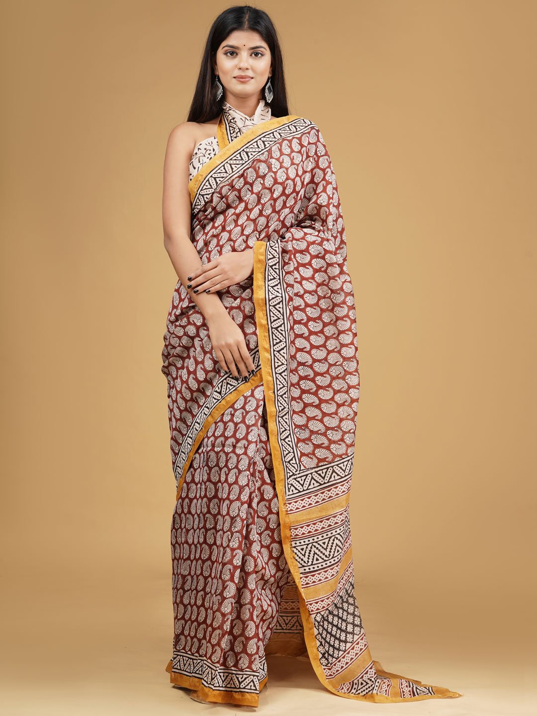 

KALINI Floral Printed Pure Cotton Saree, Maroon