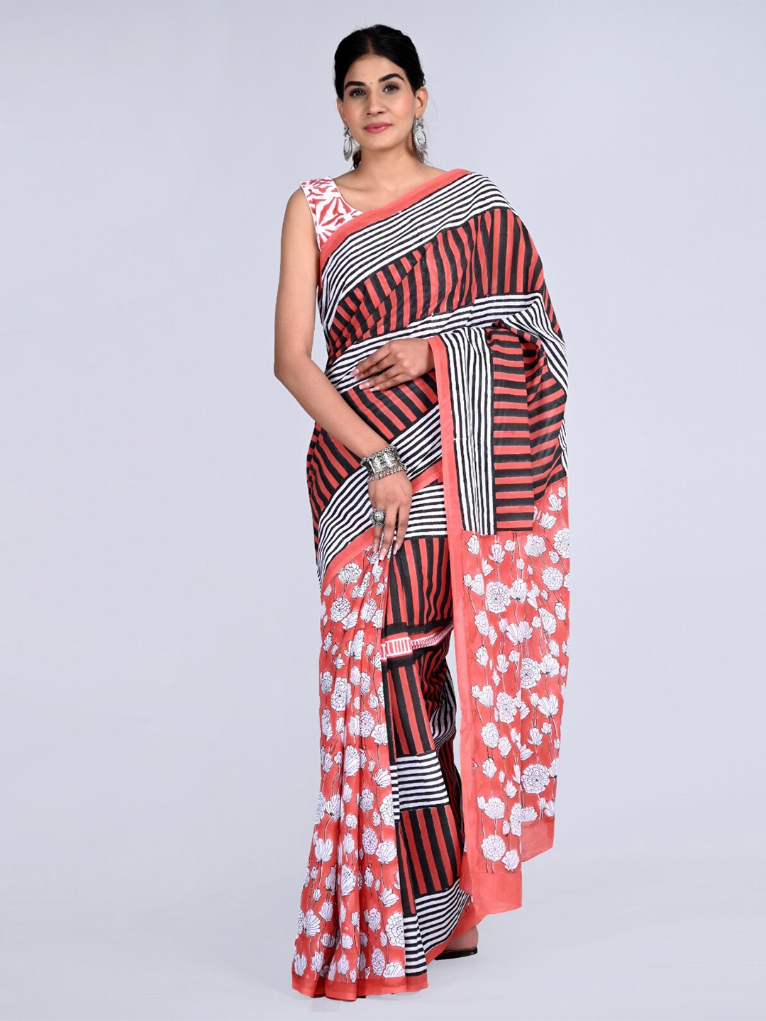 

KALINI Floral Handblock Printed Pure Cotton Saree, Red