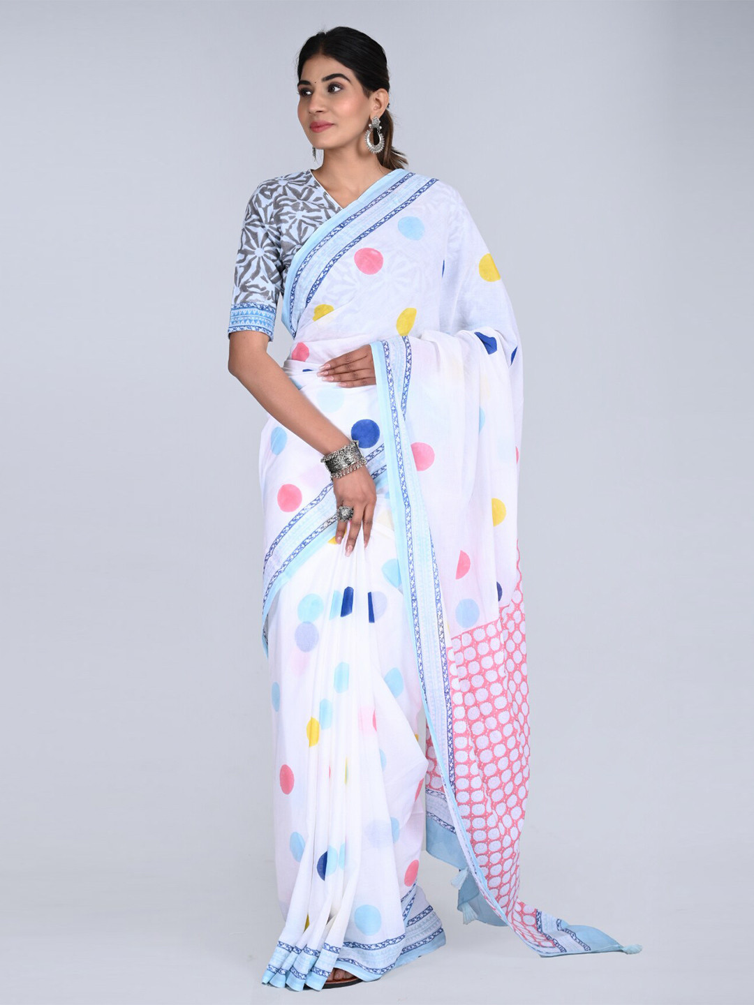 

KALINI Polka Dot Printed Pure Cotton Saree, White