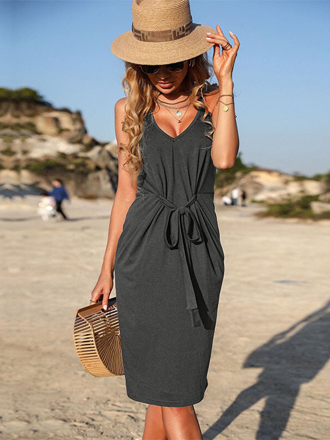 

StyleCast Black Shoulder Strap Sheath Dress
