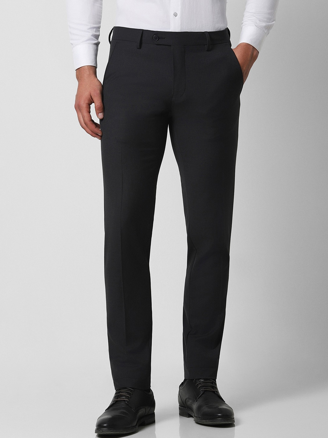

Van Heusen Men Slim Fit Formal Trousers, Black