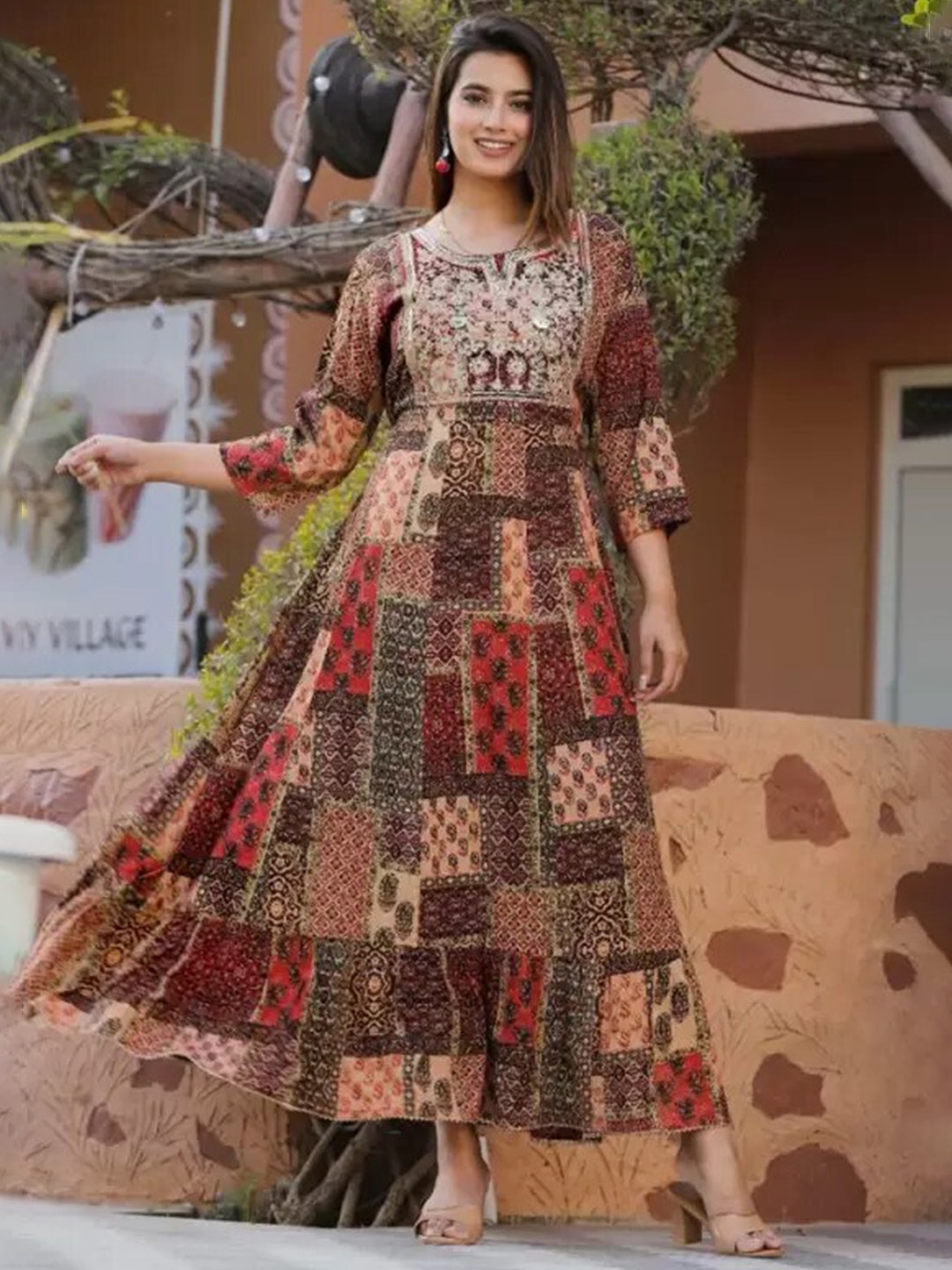 

DARVIKAA COLLECTION Printed Zari Round Neck Anarkali Kurta, Brown