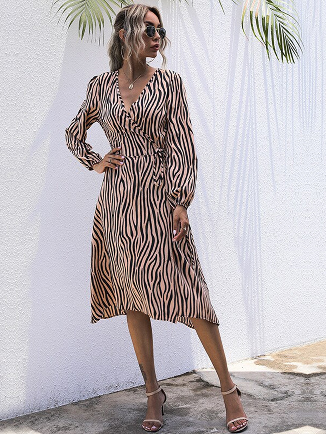 

StyleCast Pink Animal Print Puff Sleeves Wrap Midi Dress