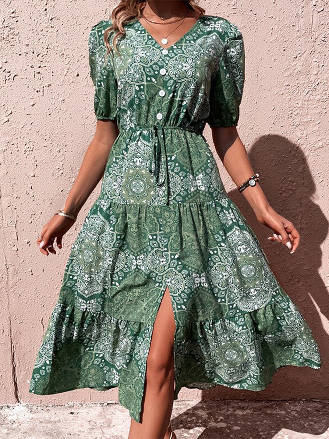 

StyleCast Green Floral Print Puff Sleeves Tiered Fit & Flare Midi Dress