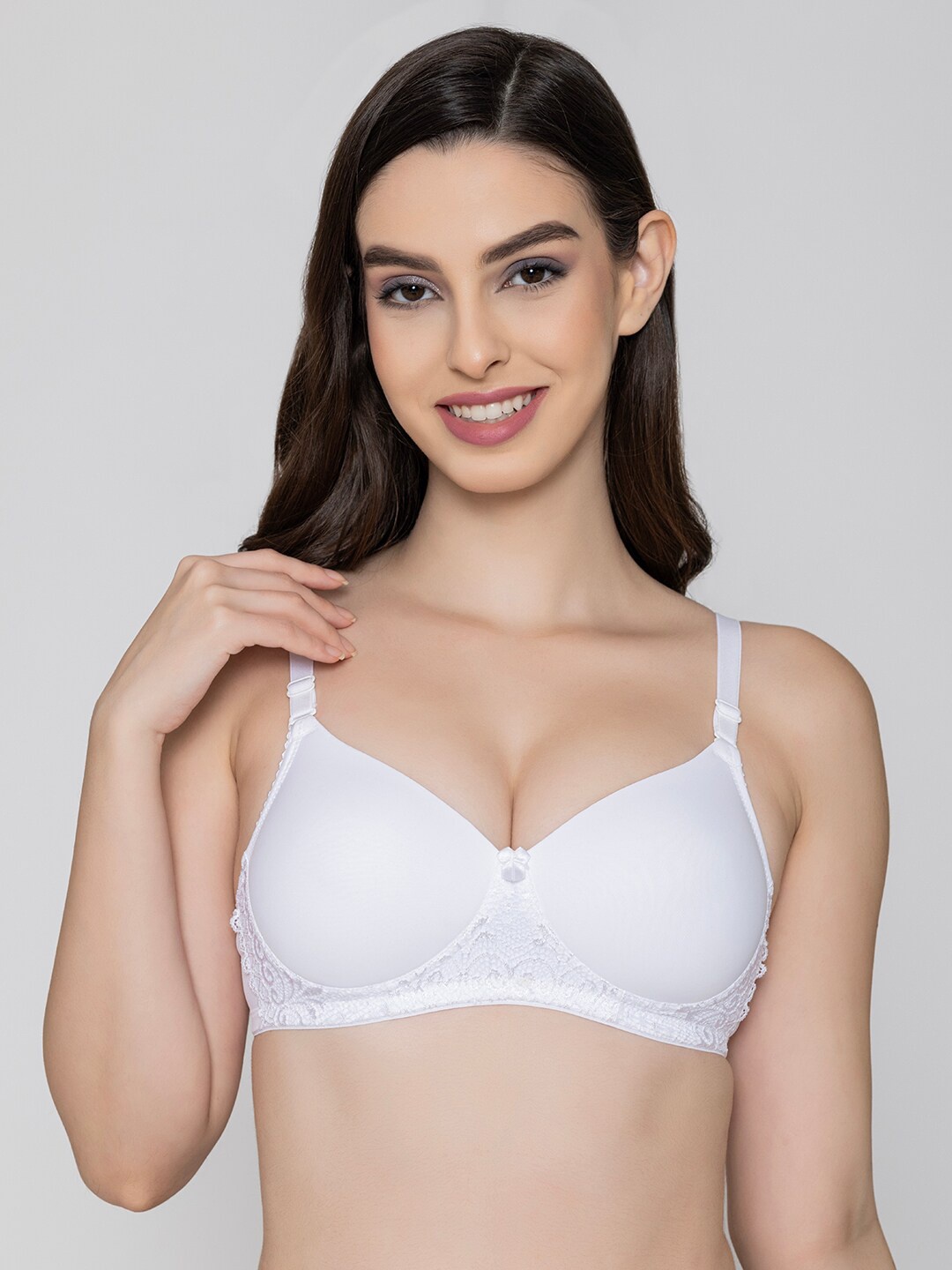 

B'ZAR Full Coverage Lightly Padded T-shirt Bra With All Day Comfort, White