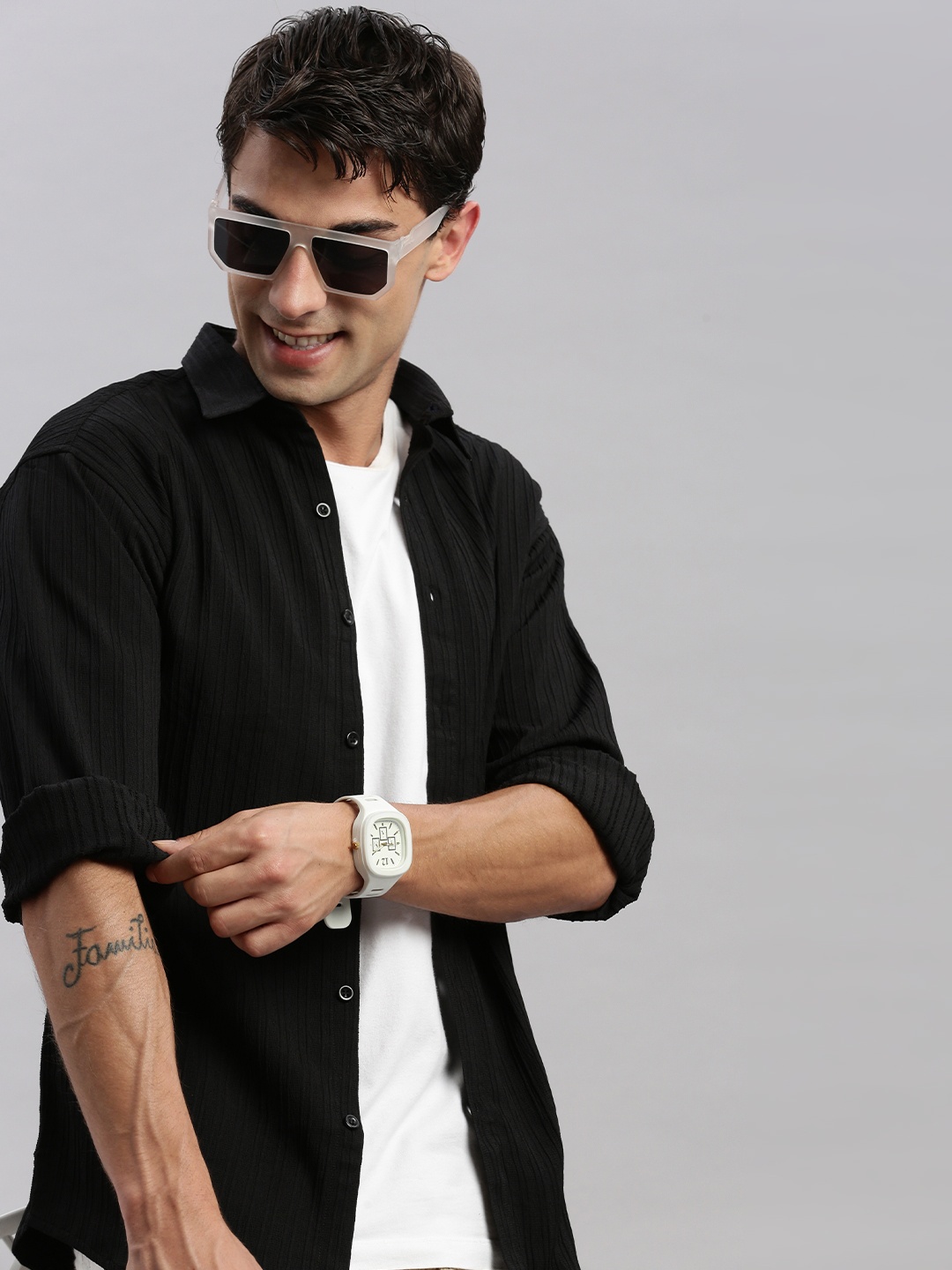

MADSTO Classic Spread Collar Long Sleeves Regular Fit Cotton Casual Shirt, Black