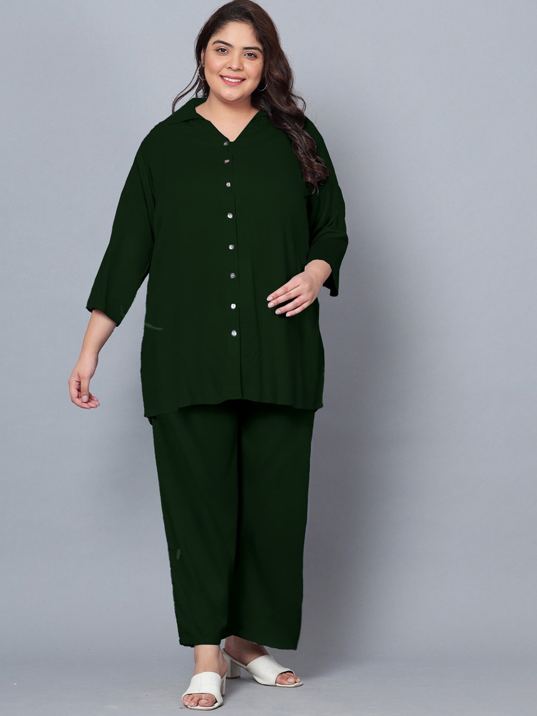 

Indietoga Plus Size Longline Shirt With Palazzos, Green