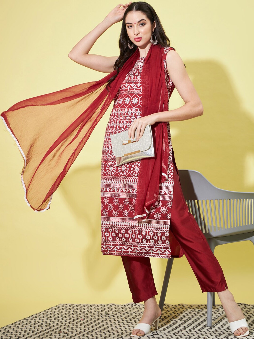 

VredeVogel Ethnic Motifs Embroidered Kurta With Trousers & Dupatta, Maroon