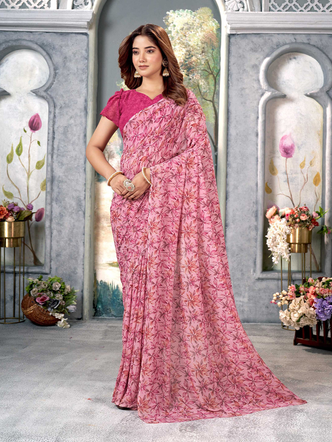 

Mitera Floral Printed Saree, Pink