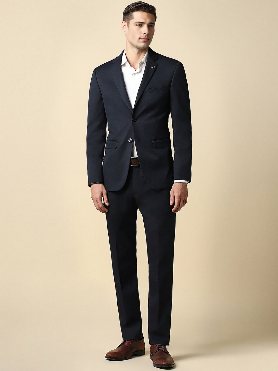 

Allen Solly Slim-Fit Single-Breasted Two-Piece Suit, Black