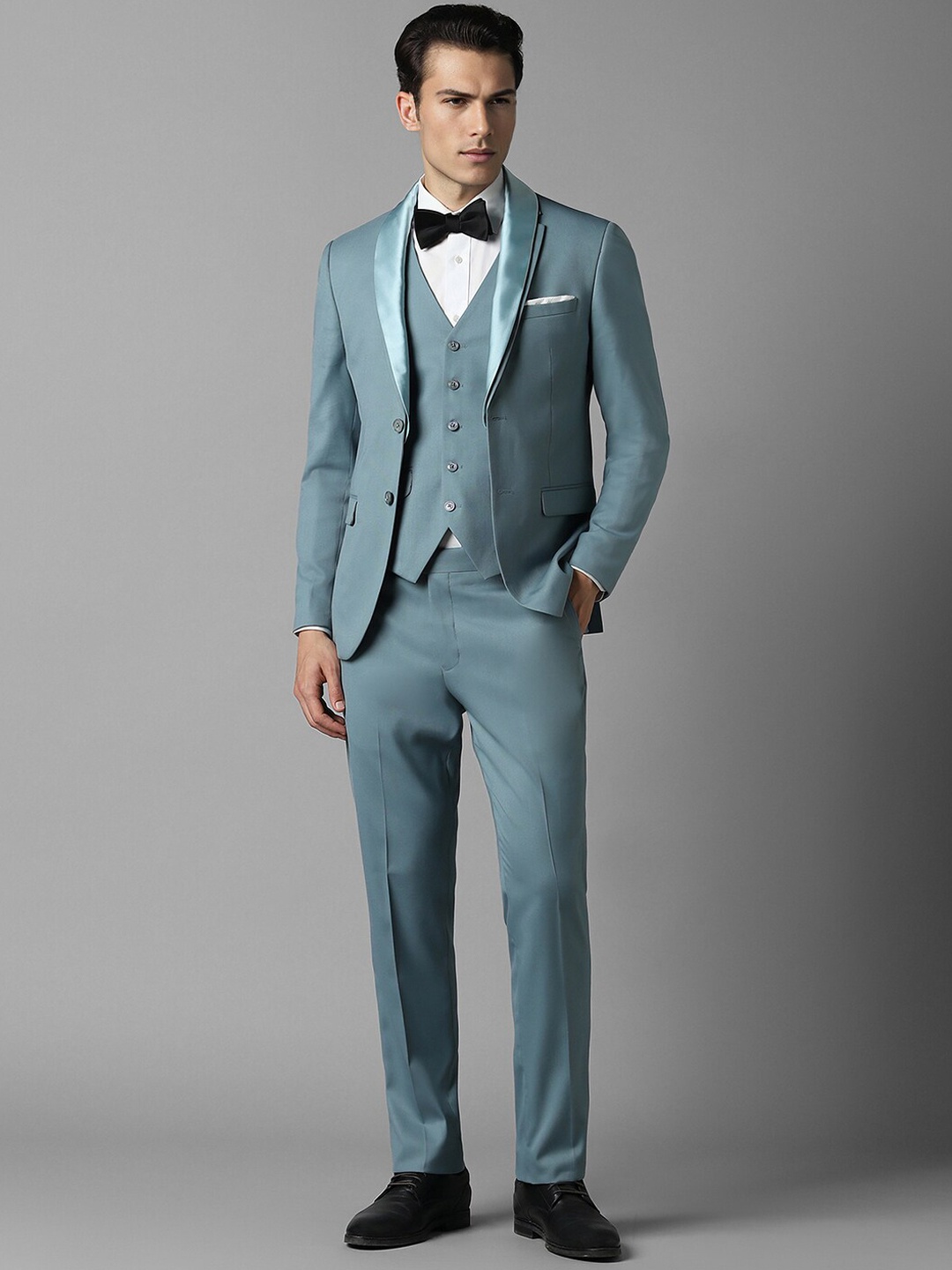 

Louis Philippe Slim-Fit Single-Breasted Three-Piece Formal Suit, Blue