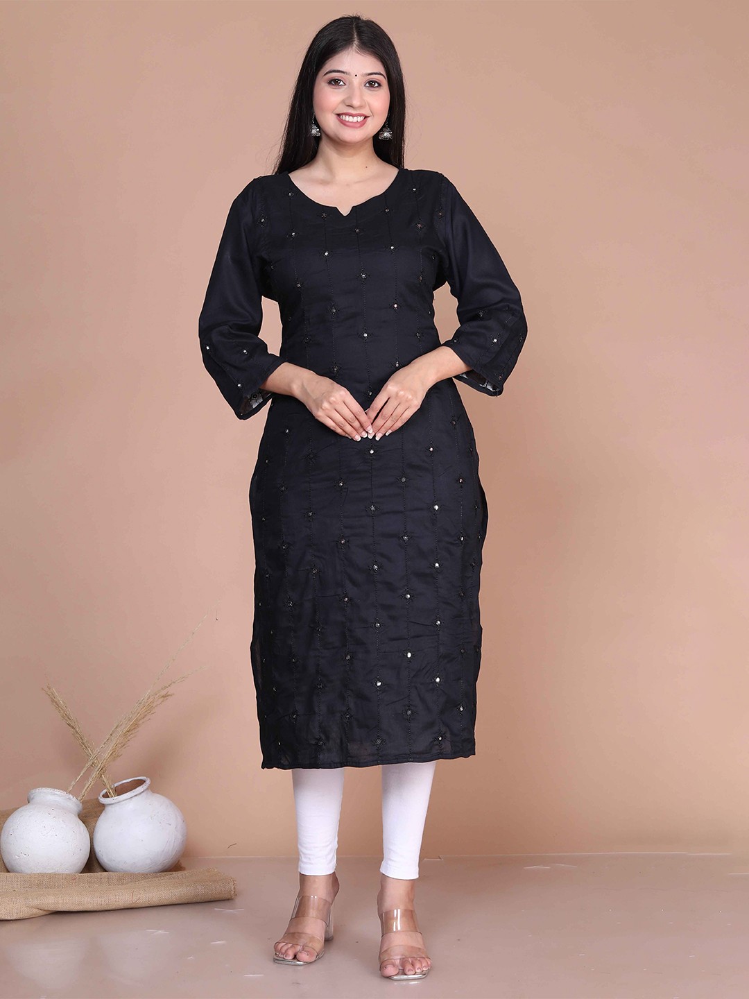 

MIRAVAN Geometric Embroidered Mirror Work Straight Kurta, Black