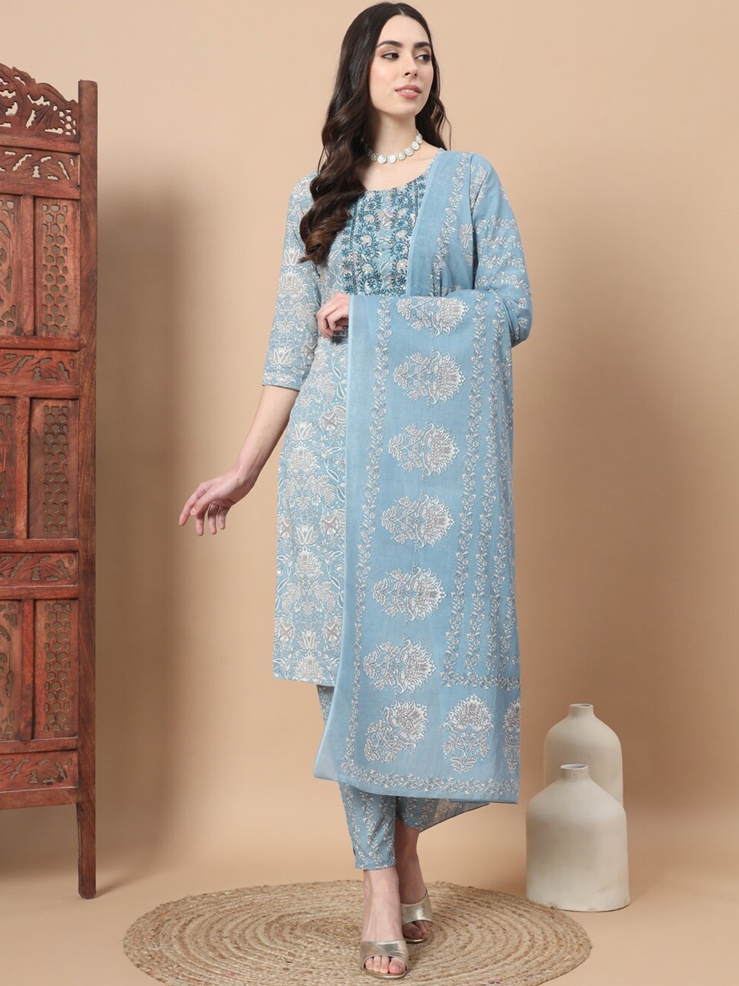 

Yufta Floral Printed Thread Work Pure Cotton Kurta With Trousers & Dupatta, Blue