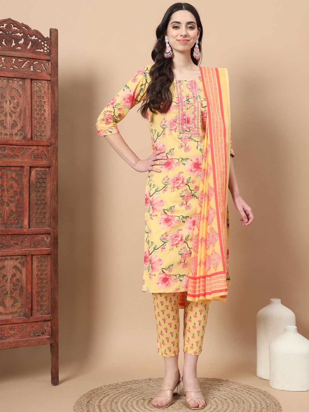 

Yufta Floral Printed Thread Work Pure Cotton Kurta With Trousers & Dupatta, Yellow