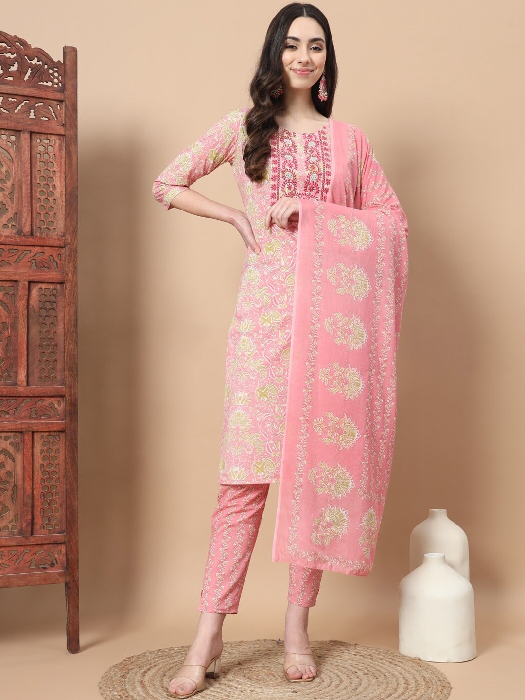 

Yufta Floral Printed Thread Work Pure Cotton Kurta & Trousers With Dupatta, Pink