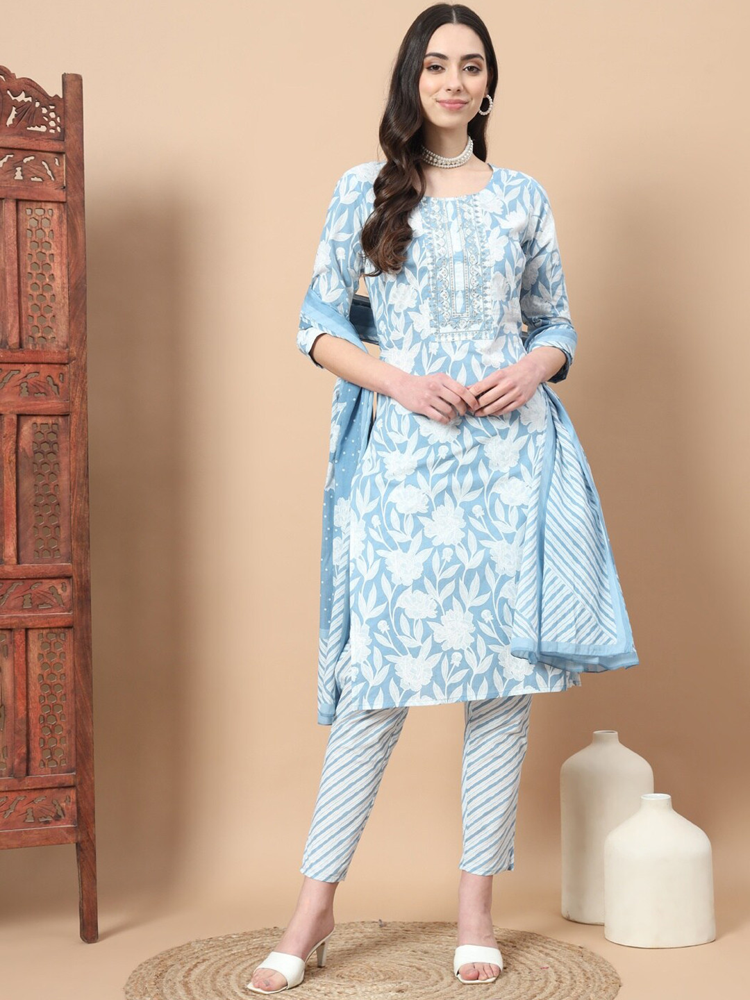 

Yufta Floral Printed Thread Work Pure Cotton Straight Kurta With Trousers & Dupatta, Blue