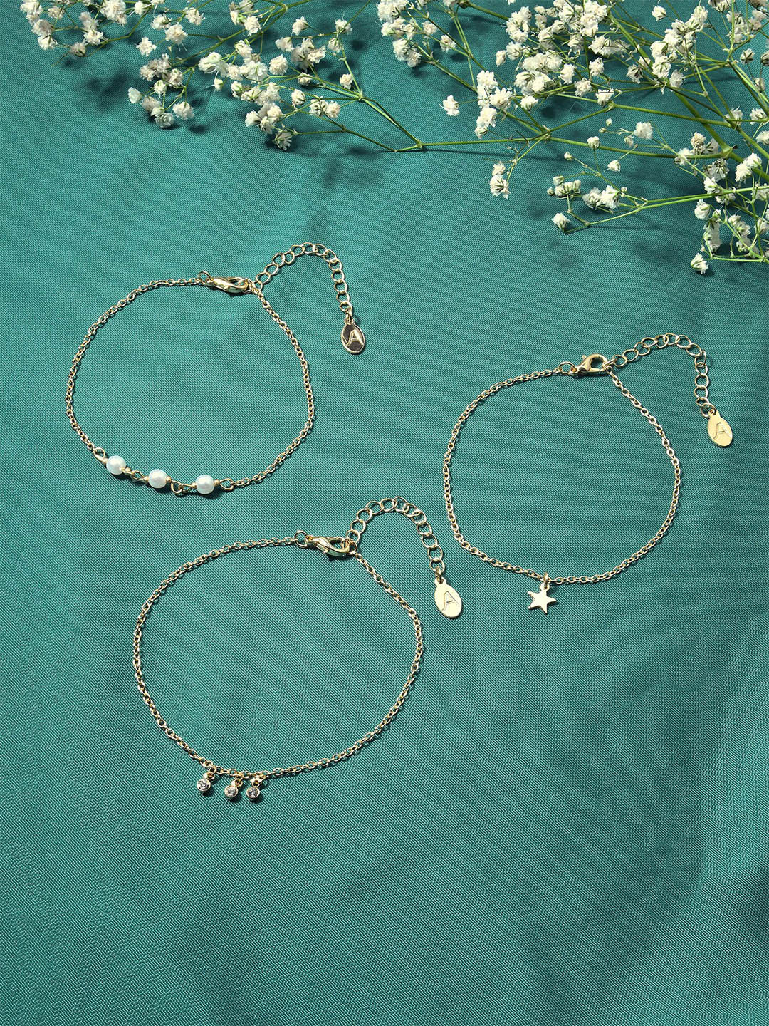 

Accessorize London Women Pack Of 3 Star & Pearl Anklets, Gold