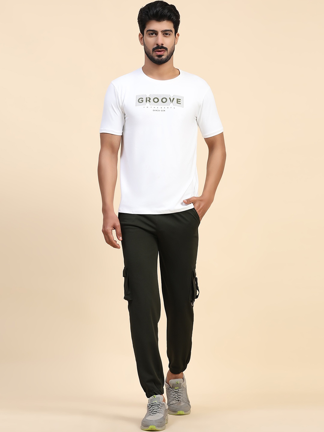 

DANZA-SON Typography Printed Round Neck Tracksuits, Olive