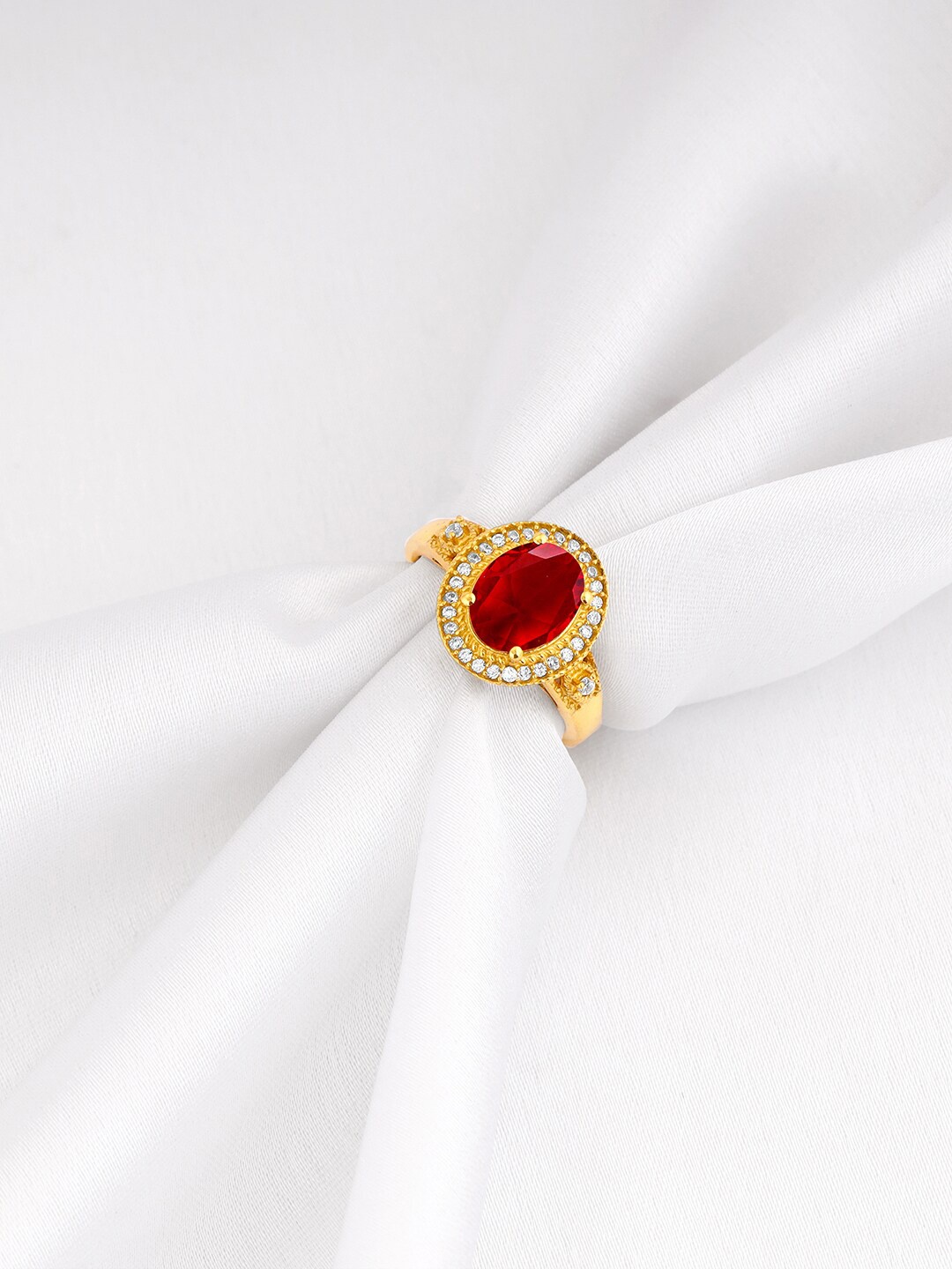 

GIVA 925 Sterling Silver Gold-Plated Stone Studded Finger Ring