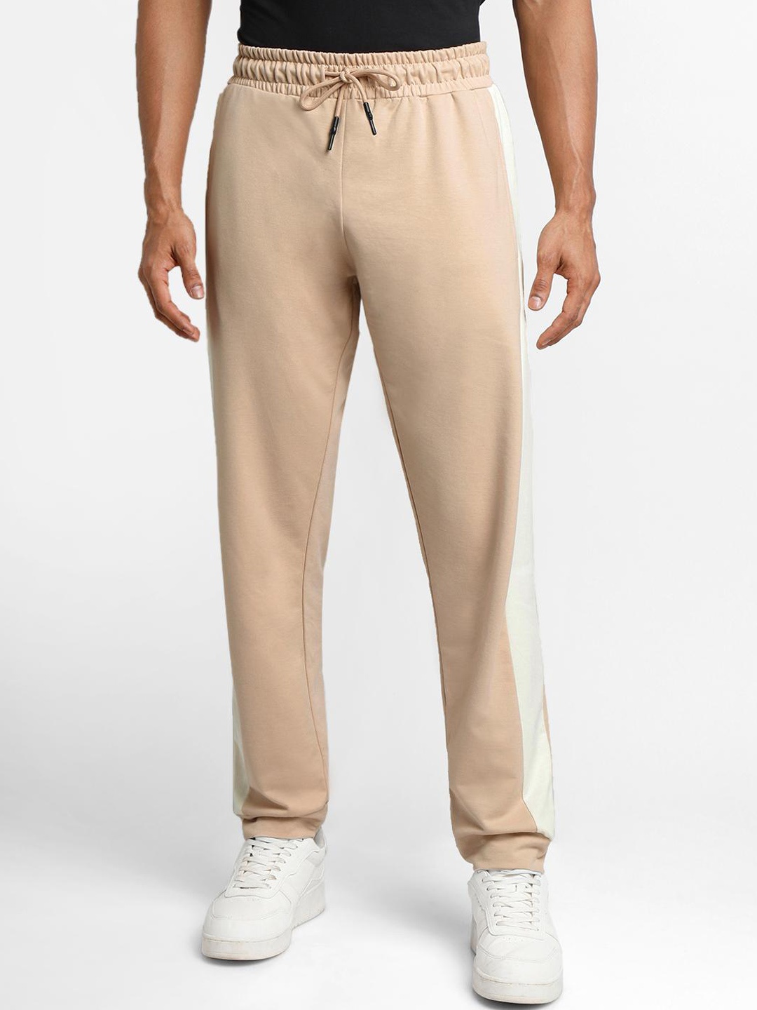 

NOBERO Men Pure Cotton Jogger, Beige