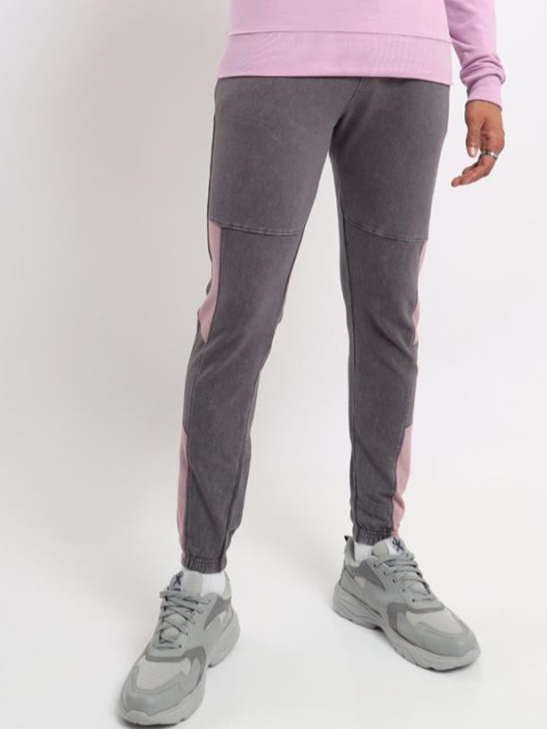 

NOBERO Men Mid-Rise Cotton Sports Jogger, Grey melange