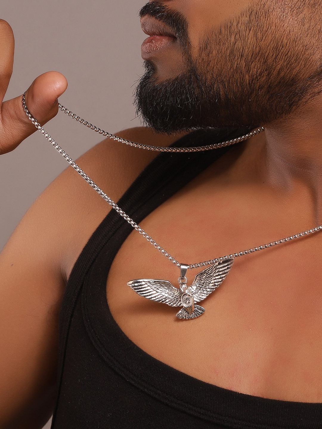 

The Roadster Lifestyle Co. Men Silver-Plated Contemporary Pendant With Chain