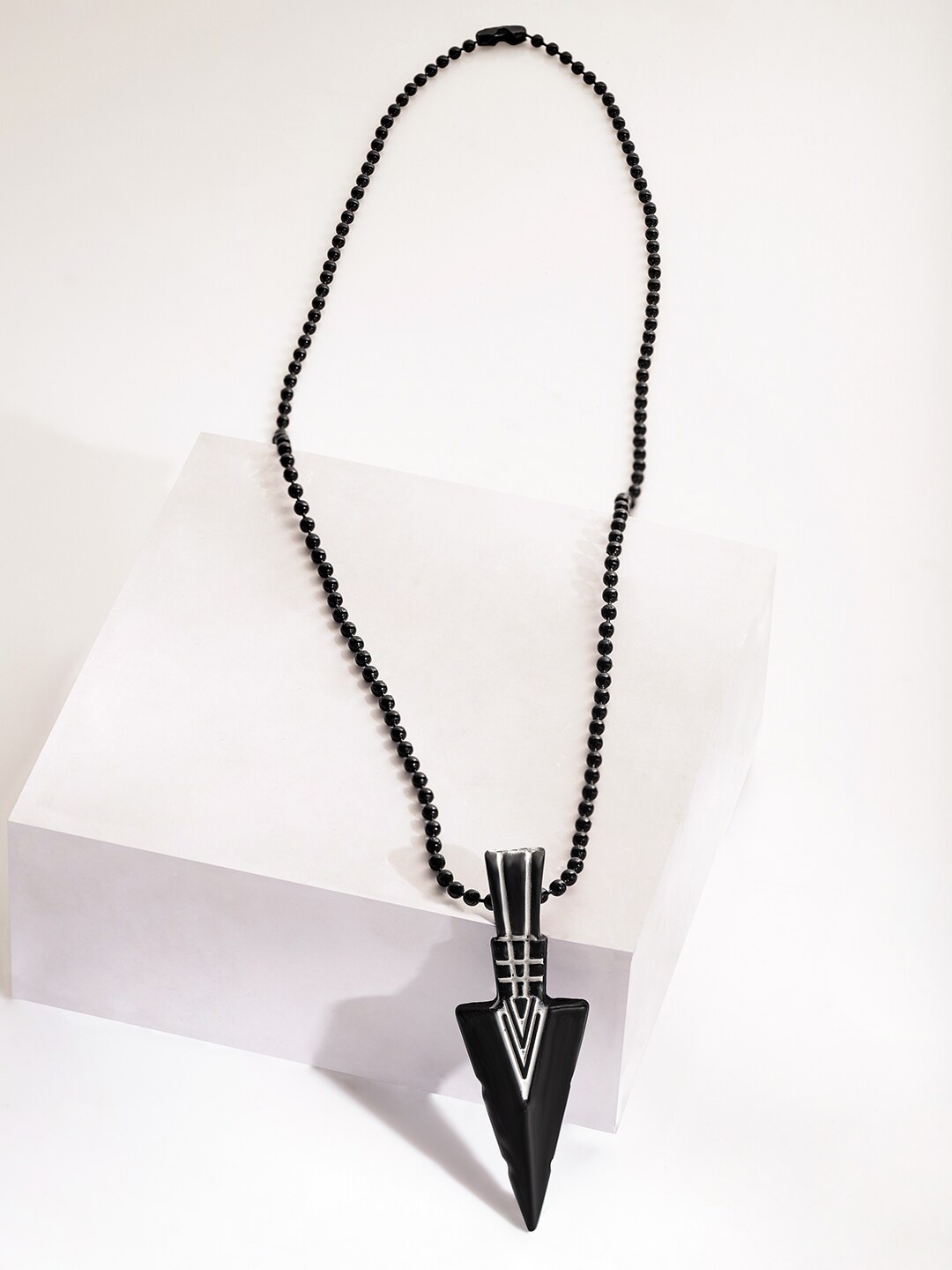 

The Roadster Lifestyle Co. Men Geometric Pendants With Chains, Black