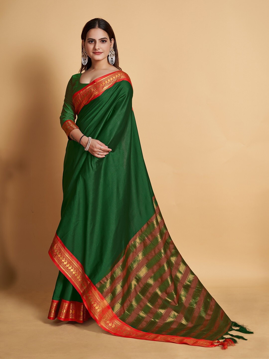 

Mitera Ethnic Motifs Zari Saree, Green