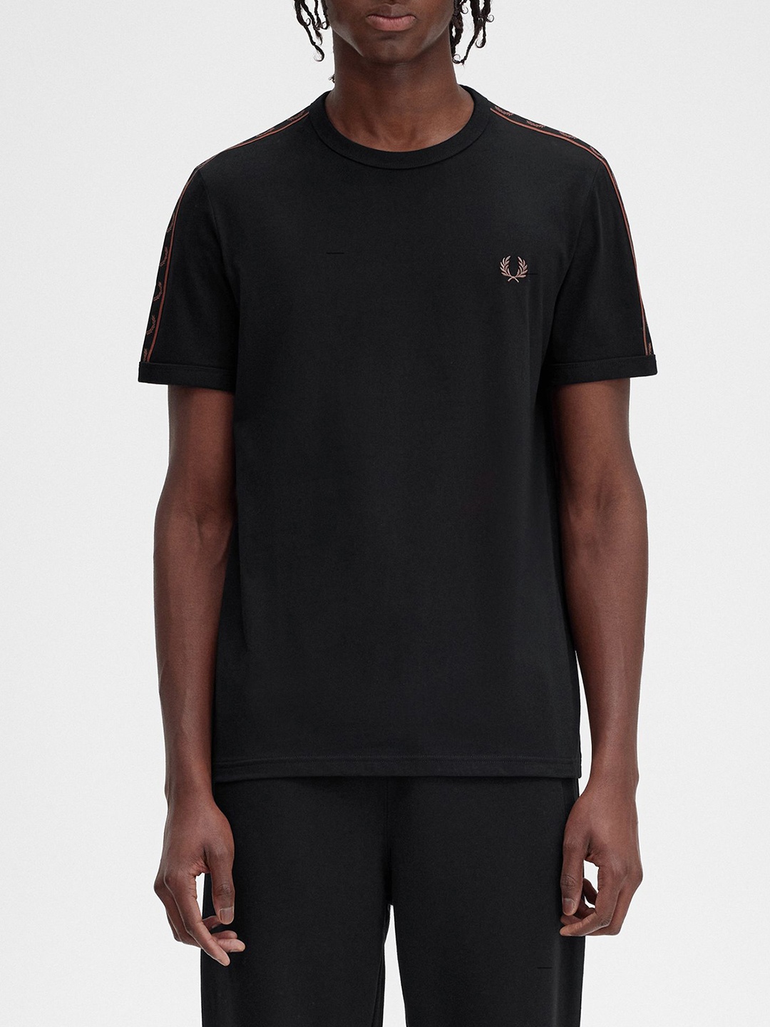 

Fred Perry Men Applique T-shirt, Black